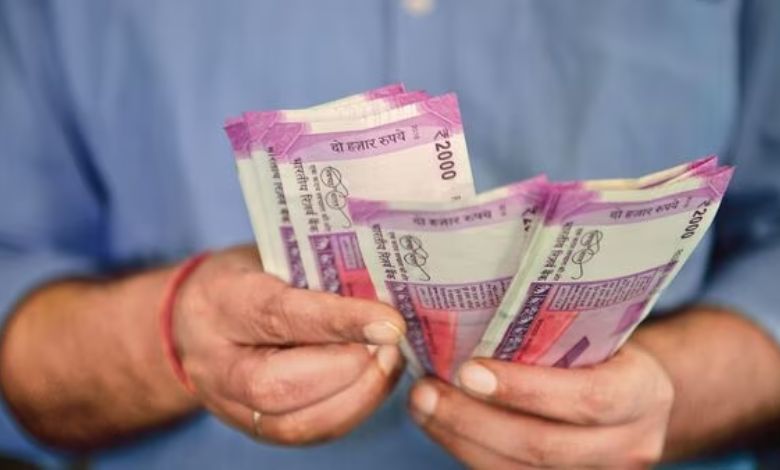 7,691 crores still deposited with people after withdrawal of 2,000 notes