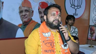 Controversy over BJP candidate from Vadodara seat, physiotherapist Hemang Joshi using the word doctor