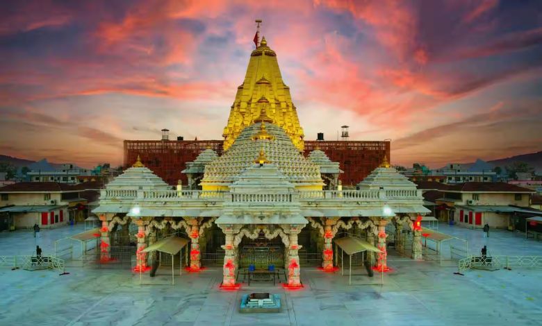 Three Aartis and Darshan of Maa Amba will be held in Ambaji temple from today: Know the change in the Aarti timings of the temple