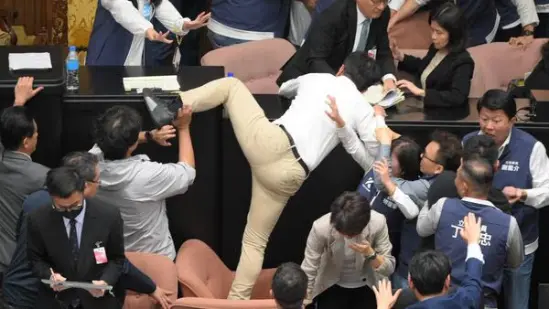 taiwan parliament video