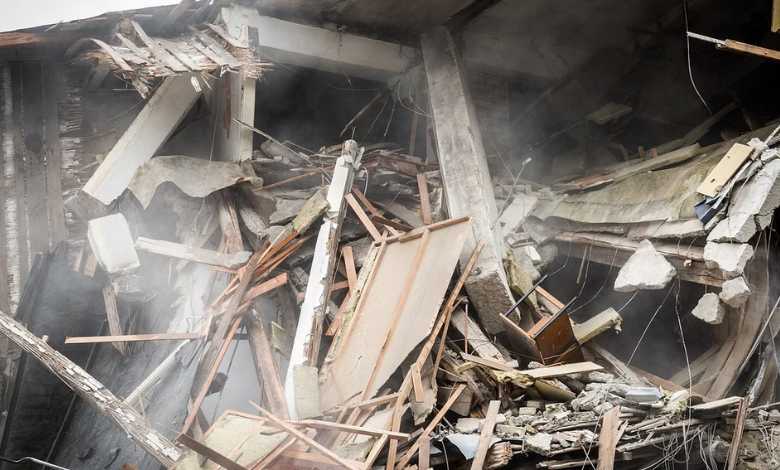 Part of hazardous building collapses in Bhiwandi: Six rescued