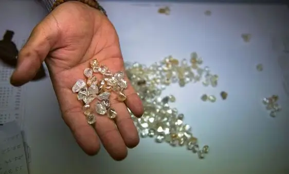 The same glitter will soon be seen in diamond mining in Surat, know!