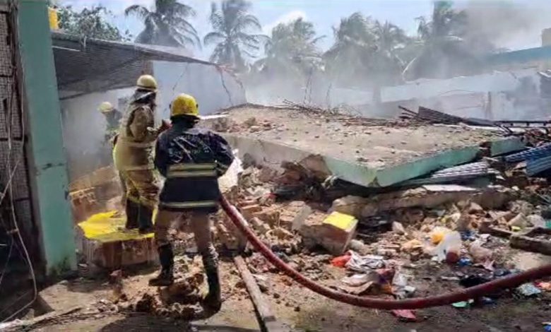 Big blast in firecrackers factory in Tamil Nadu; workers' blankets blown away; 8 deaths