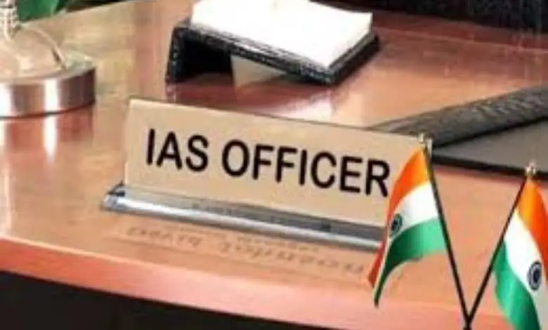Sudden transfer of 4 IAS officers in Gujarat, what is the secret?
