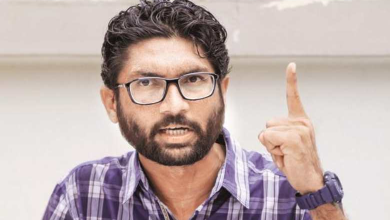 Moist gathering on fire issue, seat officials under suspicion, neutral officials should be appointed: Jignesh Mevani
