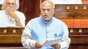 After Jagdeep Dhankhad's fury, Mallikarjun Kharge's statement "Insulting me in Parliament, it's the Speaker's fault"