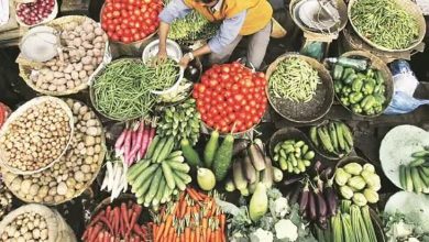 Increase in prices of vegetables: Farmers sell cheap, people get expensive