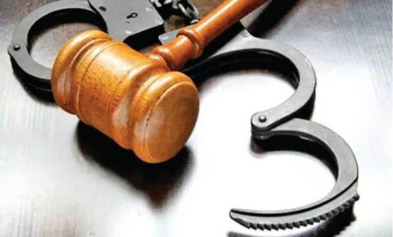 The accused reached the Surendranagar court drunk