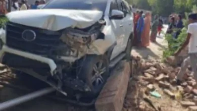 A minor drove a reckless Fortuner car and ran over a minor girl; Girl died during treatment