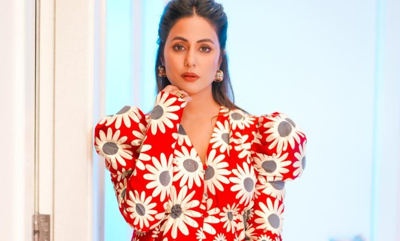 Even bad times will pass... Hina Khan's first post after breast cancer update