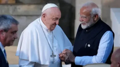 pm-modi-and-pope-now-apologize-mentioned-god-in-kerala-congress