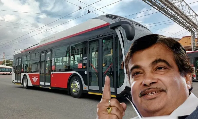 132 seats, food facility and hostess is it that bus or something else This is Gadkari's project