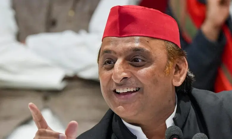 Akhilesh Yadav's party will contest elections independently in Maharashtra
