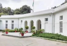 200 ex MPS get notice to vacate bungalows in Delhi