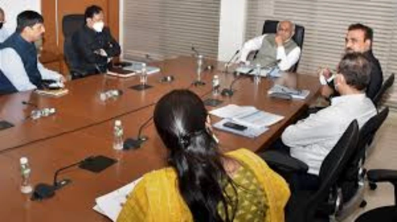 Chief Minister's review meeting on heavy rains in the state