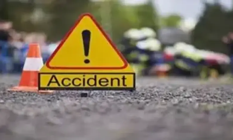A girl from Byculla, who was visiting Matheran with her friends, died due to a pothole on the road