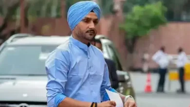'Big threat to Indian team in Pakistan', Harbhajan supports BCCI in Champions Trophy