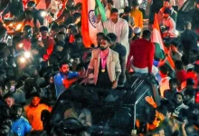 Mohammad Siraj's 'Open Car Road-Show' in Hyderabad: Welcomed by thousands of fans