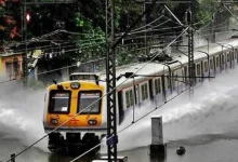 Mumbai Local Train affected due to rains