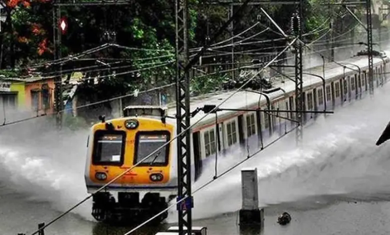 Mumbai Local Train affected due to rains