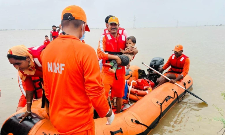NDRF and SDRF teams are becoming "angels" in heavy rains in the state