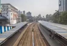 The fifth-sixth line between CSMT-Parel is about to start