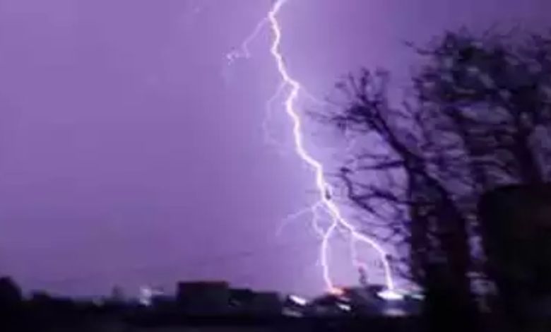 Death rains from the sky in Bihar, 18 dead in a single day due to lightning