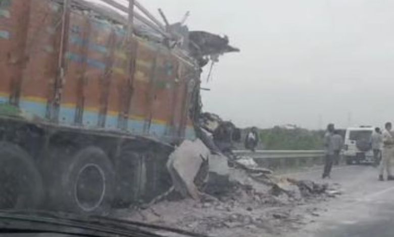 Accident of ST bus and truck near Radhanpur of Patan, Gujarat, four people died