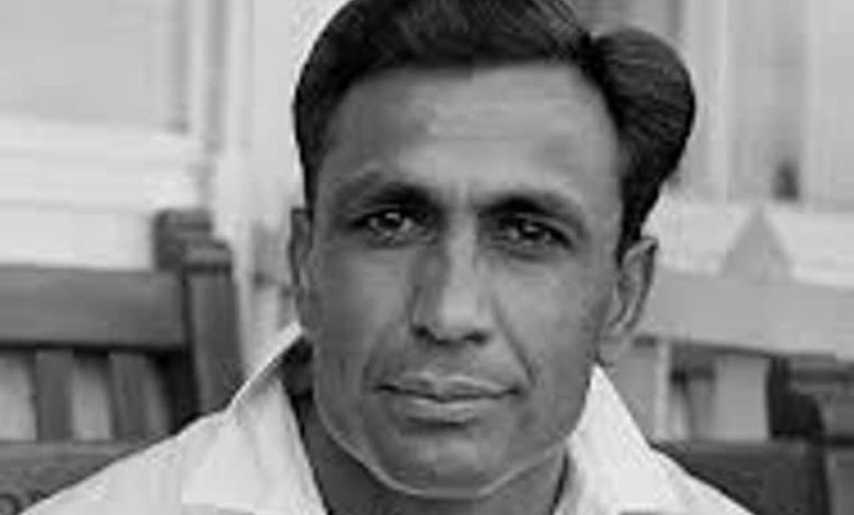 Former Pakistan all-rounder who held two unique records passes away...