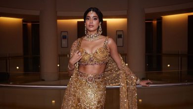 Bollywood Janhvi kapoor discharged from hospital after suffering food poisoning