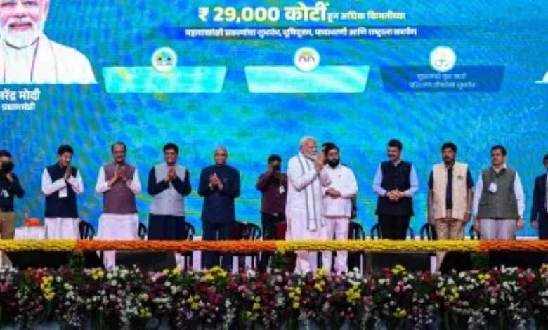PM Modi inaugurated and laid the foundation stone of projects worth ₹ 29,400 crore in Mumbai
