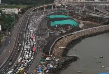 Bolo, the problem of traffic jams on the Bandra-Worli sea link has arisen due to the coastal road...