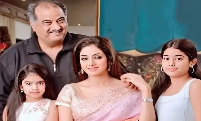 Boney Kapoor and daughters remembered mother Shreedevi- bollywood