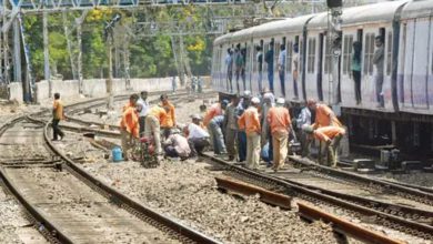 Now due to this the local train service of Central Railway has been disrupted