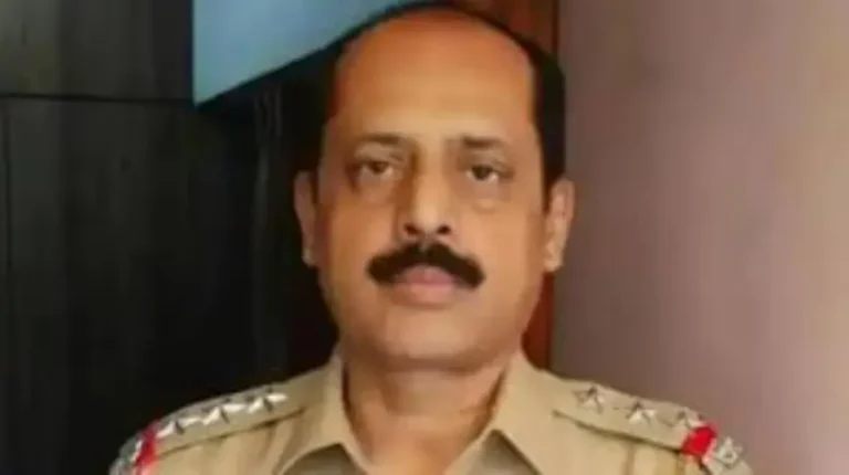 Ex-police officer Sachin Vaze reiterates bribery allegations against Anil Deshmukh, Fadnavis assures probe
