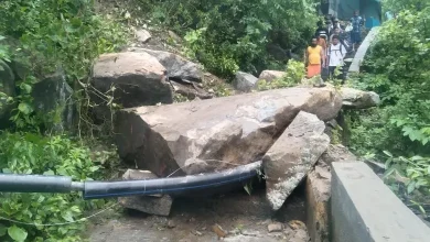 Girnar,stone crashing down,junagadh,tourism