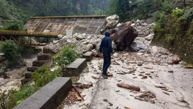 Heavy rain forcasted in Himachal Pradesh 100 roads blocked due to landslide