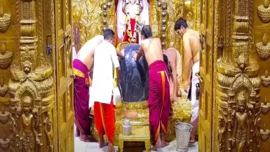 Large crowd of devotees at Somnath temple during Shravan festival