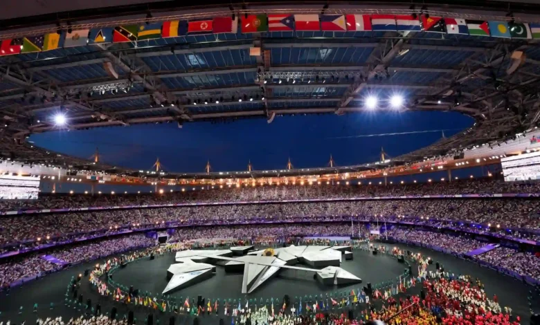 Paris Olympics closing ceremony Tom Cruise's entry with stunts, performance by singers