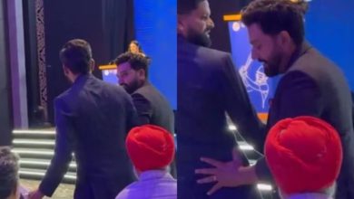 Rohit Sharma and Shreyas Iyers heart warming gesture during ceat awards