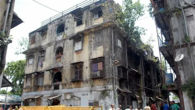 Report that the raft of illegal constructions on government land has been torn down in Kalyan-Dombivli