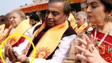 Mukesh Ambani uses this special phone, the price is so…