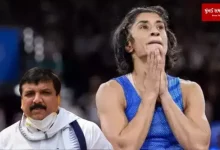 political reaction on Vinesh Phogat's disqualification