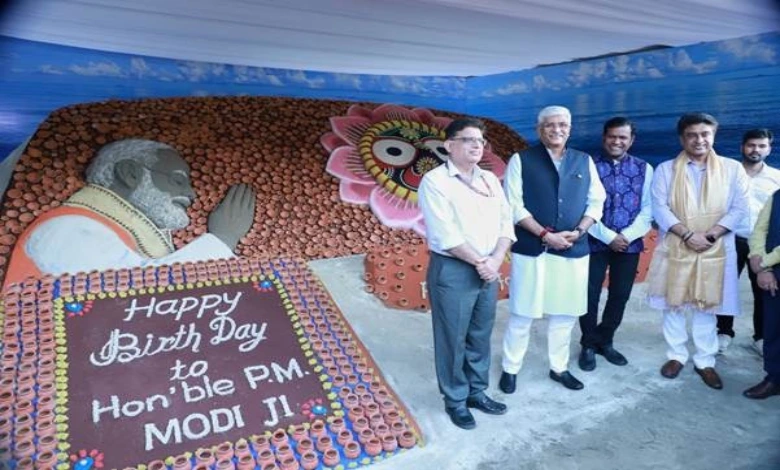 Gifts given to PM Modi can be decoration of your room