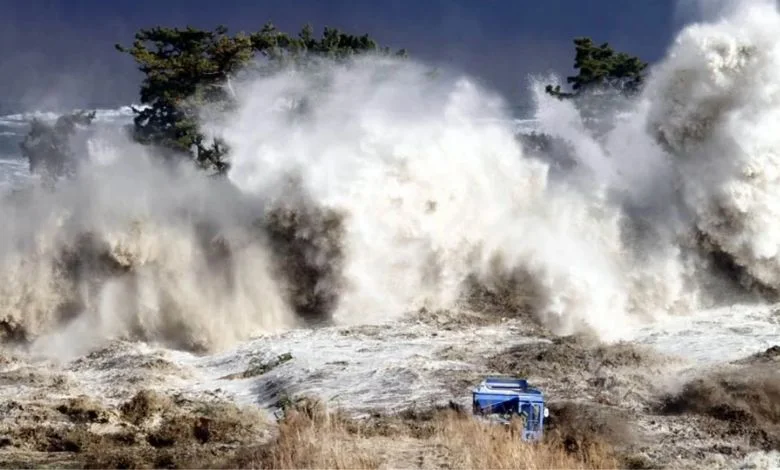 5.9 Magnitude Earthquake Hits Japan, Tsunami Warning