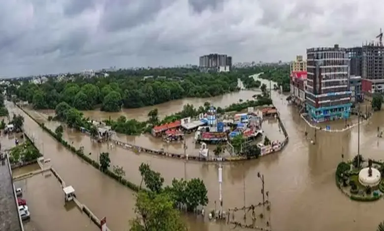 A team was formed to assess the damage caused by the floods in Gujarat