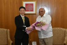 Cheong Foong presentation to CM to develop more airline services between Singapore-Gujarat