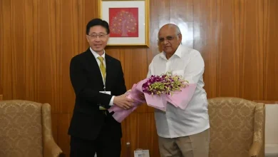 Cheong Foong presentation to CM to develop more airline services between Singapore-Gujarat