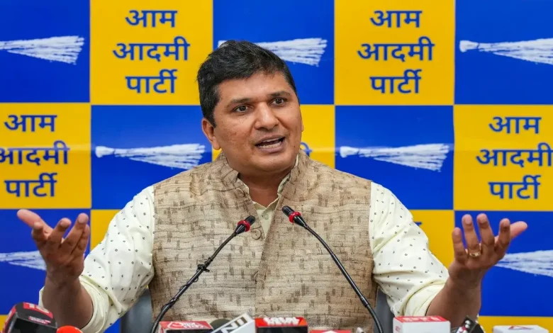 Did Saurabh Bhardwaj give BJP a big weapon by scoring a 'self goal'