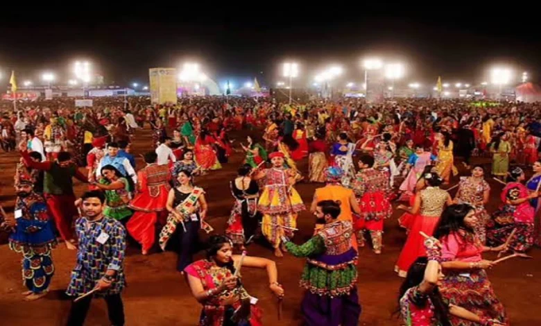 Gujarat police SHE Team will be deployed in traditional dress in garba ground